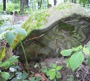 Stare, zabytkowe macewy