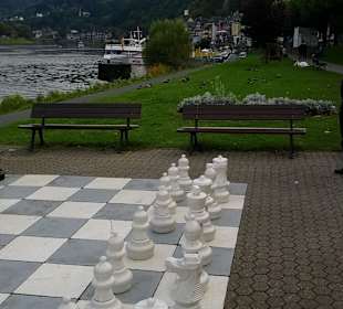 Von der Stadt Seite gesehen