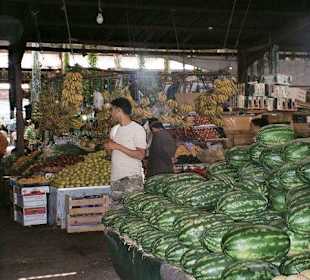 bazar in agadir gemüse und obst