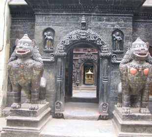 The golden temple (hiranya varna)