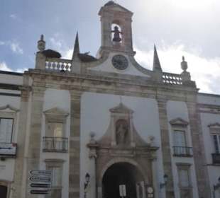 Das Wahrzeichen von Faro: Arco da Vila