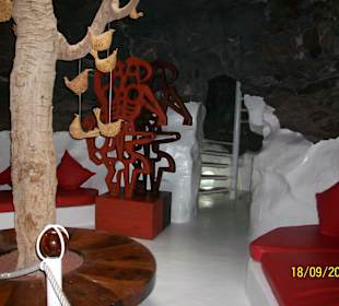 Sitzgruppe in Lavablase