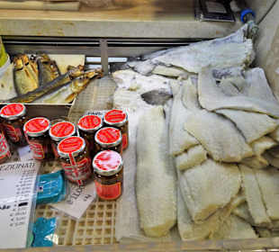 Rundgang durch den Mercato Civico di San Benedetto