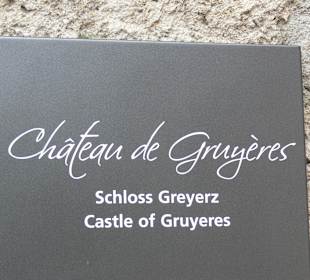 Hinweisschild am Schloss