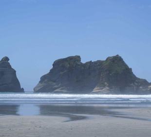 Wharariki Beach