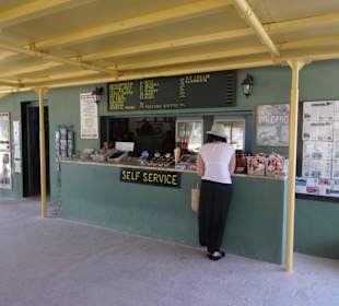 Kleines Lokal am Eingang