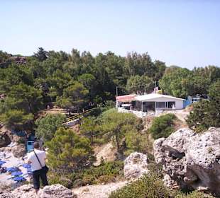 Restaurant bei der Anthony Quinn Bucht