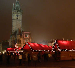 Le marché de Noël sur la place de la Vieille Ville