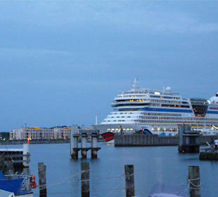 AIDAblu beim Auslaufen