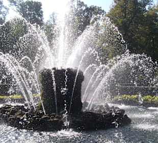 Brunnen Park Peterhof
