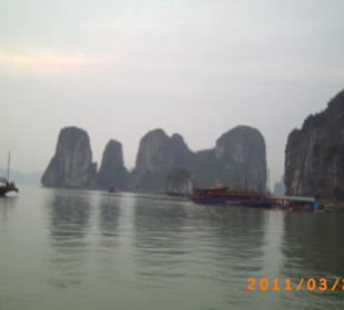 In der Halong Bucht