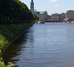 Binnenalster mit Rathaus
