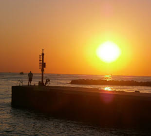 Hafen von Bellaria bei Sonnenaufgang