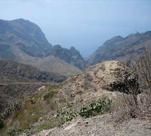 Fahrt durch das Teno-Massiv