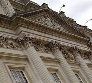 Deatilaufnahme der Ostseite des Schlosses