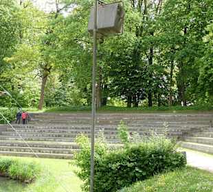 Zuschauerbänke