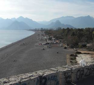 Schöner Blick über den gesamten Konyaalti Strand