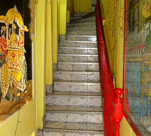 Treppe zum Restaurant