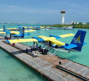 Ausblick Kuramathi Lounge Wasserflugzeug Hafen