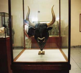 Ryton. Trankopfertasse aus Steatit