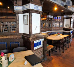 Blick in die Gasträume des "Gequetschten"