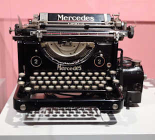 In der Mercedes-Büromaschinen-Abteilung