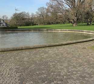 Springbrunnenanlage Rosenstein