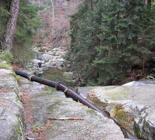 Trasa wiodąca do wodospadu