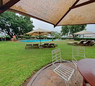 Pool der Taita Hills lodge
