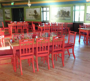 Im Tanzsaal des Gasthauses