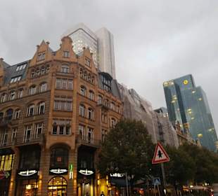 Gleich neben dem Bahnhof