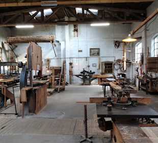 Rundgang durch das Tischlerei-Museum