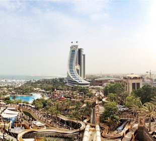 Wild Wadi Waterpark view on Jumeirah Sceirah
