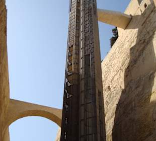 Aufzug: Oberstadt und Unterstadt