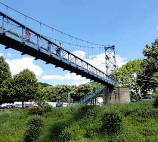 Die Hängebrücke über die Fulda