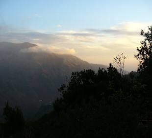 Blick von einem Levadaweg am Encumedapass