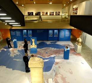 Eingangsbereich mit Landkarte