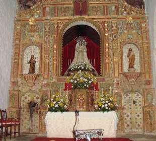 Der zweite Altar in der Kirche