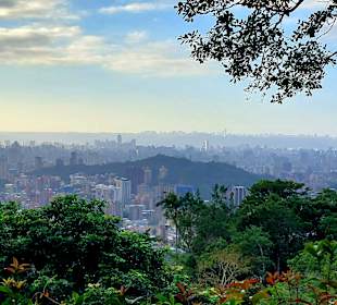 Maokong Gondel -  Rund um Tempel Station