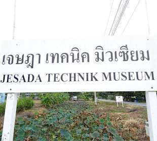 Auf dem Freigelände verrotten wahre Schätze