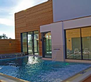 Außenbecken Cliner Quelle