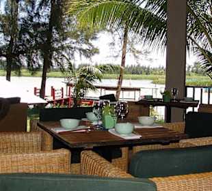 Red Bridge Restaurant