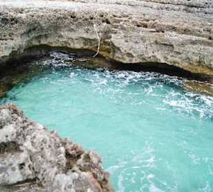 Strome zejście ze sznurem - nurkowanie