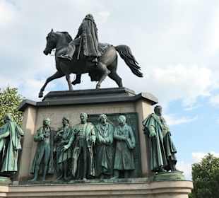 Hoch zu Ross: König Friedrich Wilhelm III.