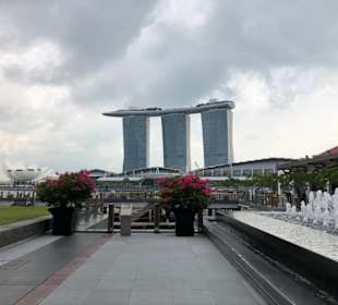 Marina Bay Sands und opera Gebäude 