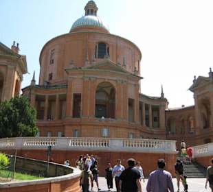 Blick auf die Kirche