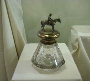 Historisches Rathaus - Vitrine / Exponate im UG