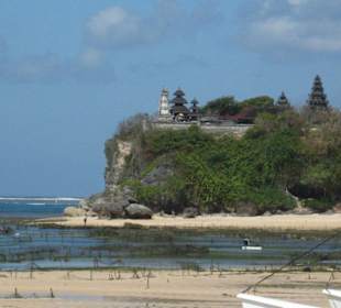 Tempel am Geger Beach
