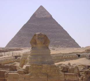 Cheops Pyramide und Sphinx