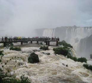 Die Wasserfälle, von Brasilien aus gesehen